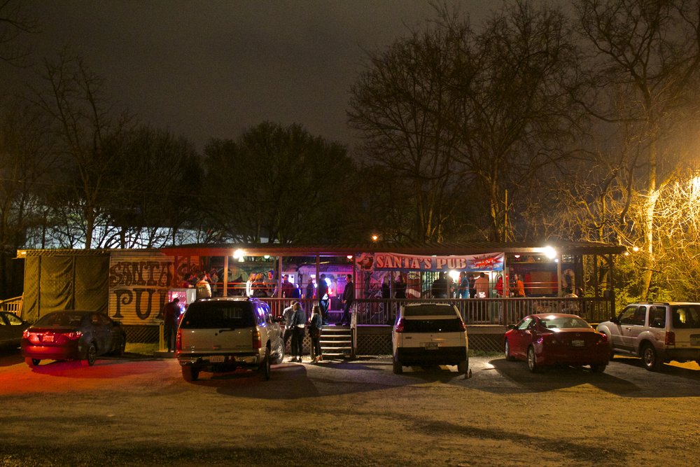 Santa's Pub in Nashville